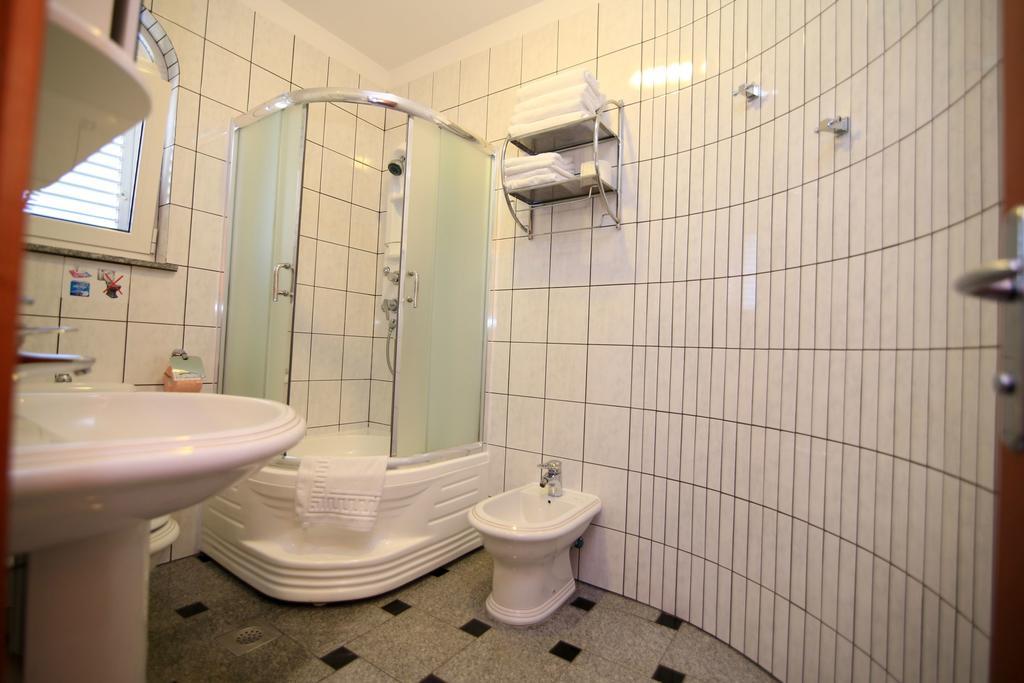 Apartments Sulekic Sveti Filip i Jakov Kültér fotó